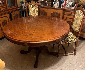 Tavolo in legno allungabile