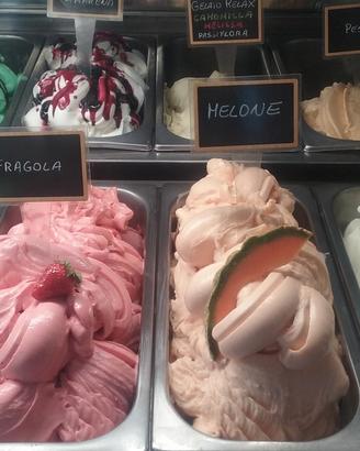 Rivendita Gelateria, Bar caffetteria