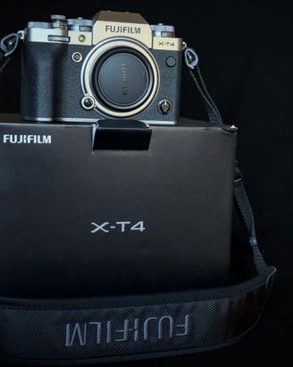Fujifilm X-T4 Silver – Unico proprietario