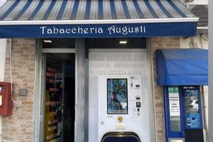 Tabaccheria in pieno centro