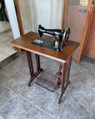 Macchina da cucire Singer anni ‘30