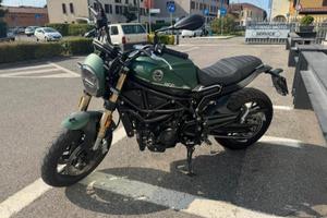 Benelli leoncino 800