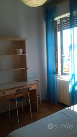 Luminosa camera da privato