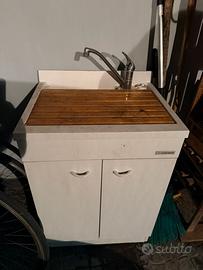 Lavatoio completi dí miscelatore