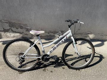 Mountain Bike Donna 26” –  Pronta all’uso