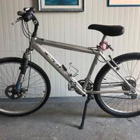 BICICLETTA MTB