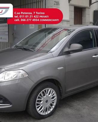 Lancia Ypsilon Lancia 1.2 69cv Silver Unicopr...