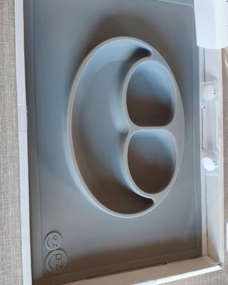 ezpz HAPPY MAT piatto in silicone