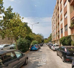 Pomezia elegante bilocale arredato