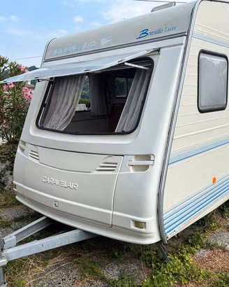 Roulotte Caravelair Brasilia Luxe 390