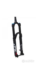 Forcella mtb Fox 38 Rhythm float 29 180mm grip