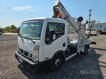 NISSAN CABSTER NT 400