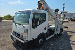 NISSAN CABSTER NT 400
