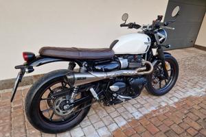Triumph street twin 900