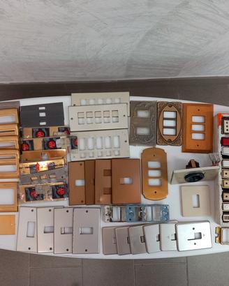Kit Bticino Magic prese pulsanti placche deviatori