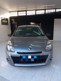 Renault Clio 1.5 diesel 75CV 2012 CON GARANZIA