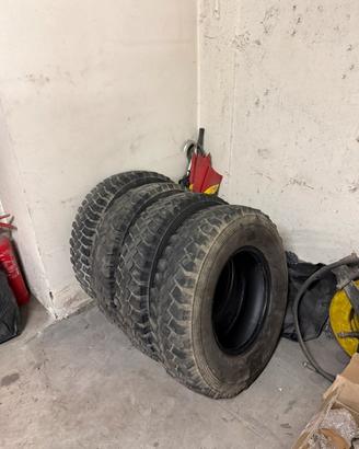 4 pneumatici 7.50 r16