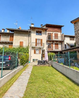 CASA SEMINDIPENDENTE A TIRANO