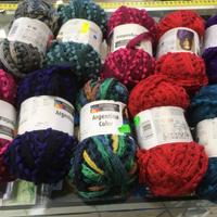 Stock 10 rotoli lana