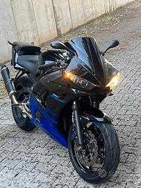 Yamaha R6