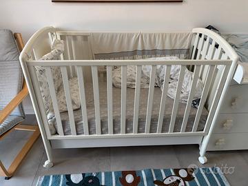 Lettino neonato con materasso