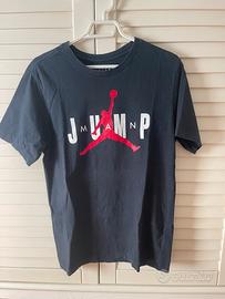 T shirt Air Jordan nera con  Logo tg M