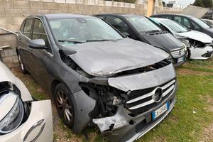 Mercedes-benz B 180 - 2019