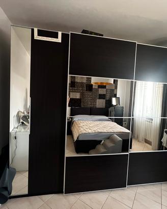 Armadio IKEA 320x235x60 cm - Specchi e luci LED