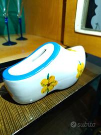 Salvadanaio a forma di Zoccolo olandese