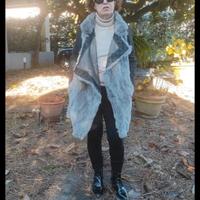 Cappotto in pelliccia e lana grigio 