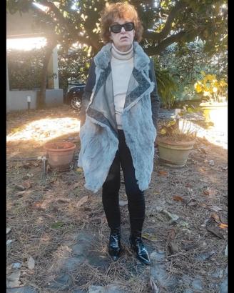 Cappotto in pelliccia e lana grigio 