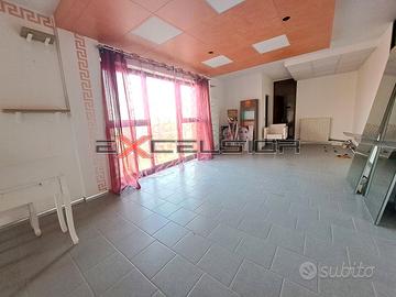 CAVARZERE: UFFICIO AL SECONDO PIANO