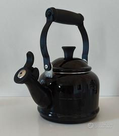 LE CREAUSET - BOLLITORE CON FISCHIO 