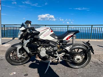 Mv Agusta Brutale Dragster 800