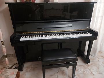 Pianoforte a muro  Kawai