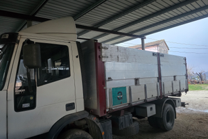 Camion eurocargo 150/27
