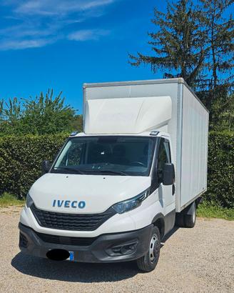 Cassonato BOX IVECO Daily 35C14 Anno 2021 35-140