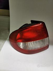 FARO FANALE POST SX VALEO 087463 RENAULT MEGANE 99