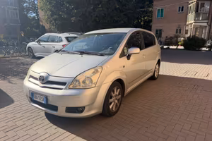 Toyota Corolla Verso 2.2 16V D-4D Sol