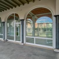 NEGOZIO A AZZANO MELLA