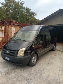 Ford transit 6 posti