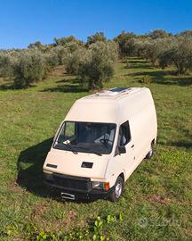 Furgone camperizzato