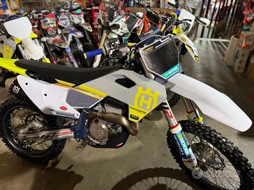 Husqvarna FC 250 2023 tab nera