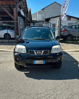 Nissan X-Trail 2.2 dCi Elegance Columbia