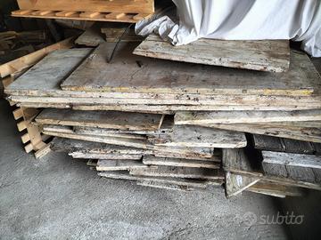 assi da  ponteggio e travi  binari