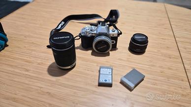 Olympus OM-D E-M10 Mark III Kit + obiettivi extra