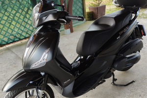 Piaggio Beverly 350 Police
