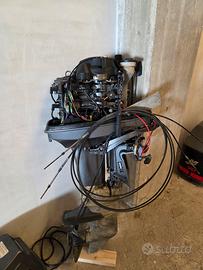 Suzuki DT25 2 tempi 3 cilindri per ricambi