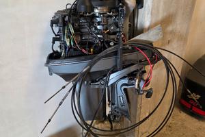 Suzuki DT25 2 tempi 3 cilindri per ricambi