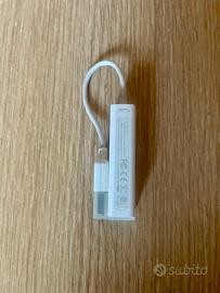 adattatore da USB (o USB-C) a Ethernet (RJ45)